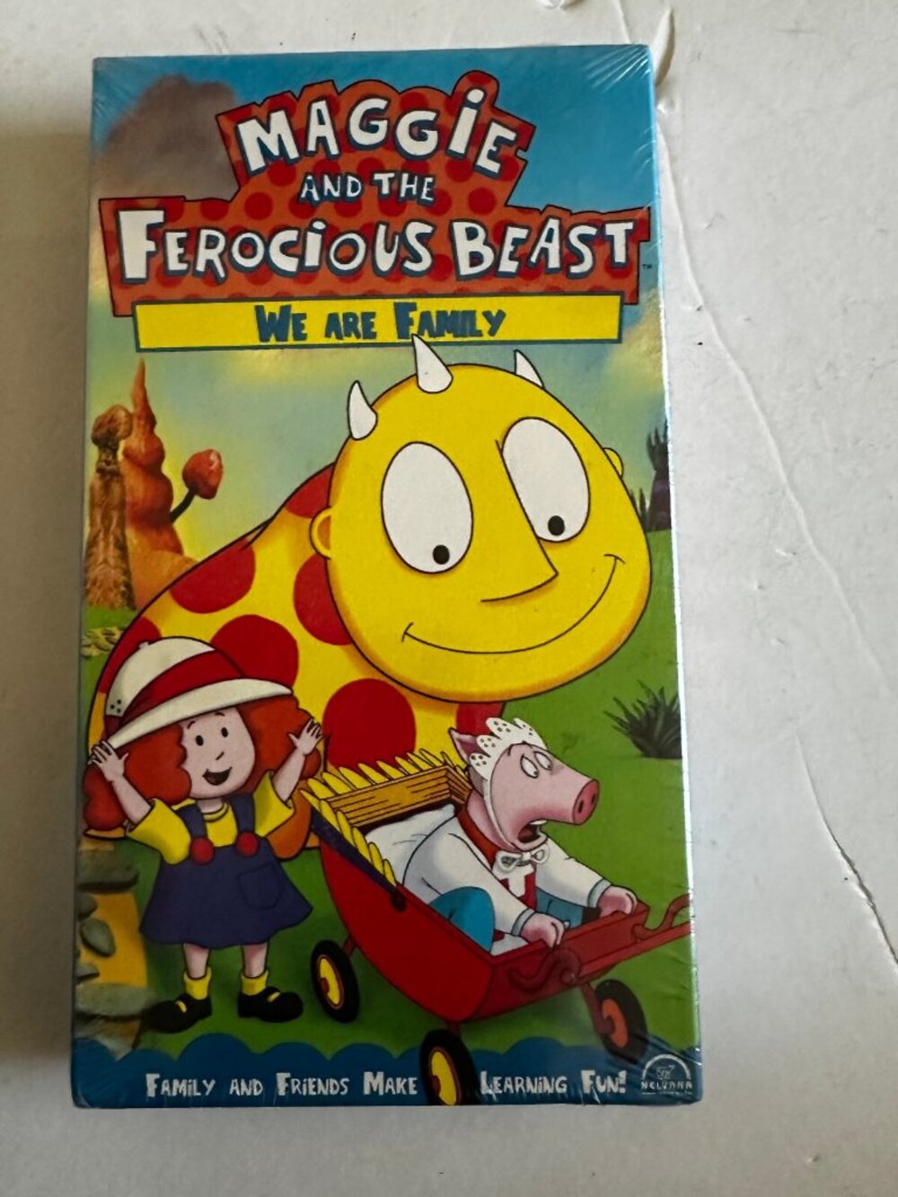 NEW SEALED! MAGGIE AND THE FEROCIOUS BEAST We Are Family VHS VIDEO 2002